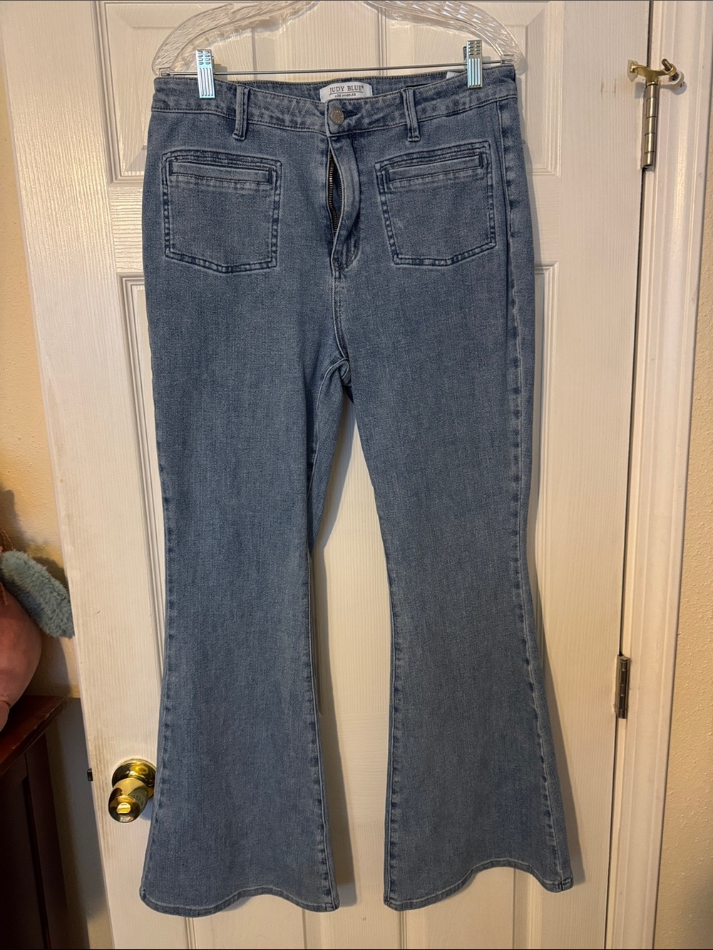 Judy Blue Medium Wash Flared Jeans with Patch Pockets
